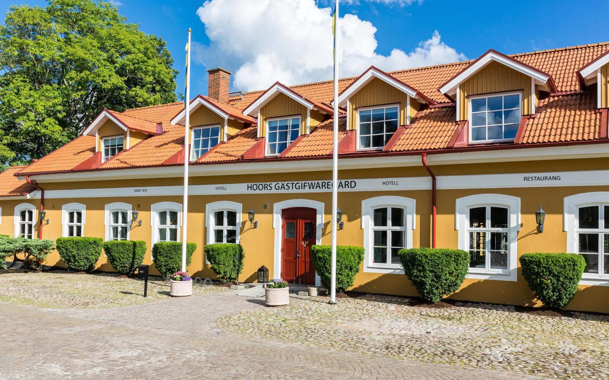 Hoeoers Gaestgifwaregard Hoor Exterior foto